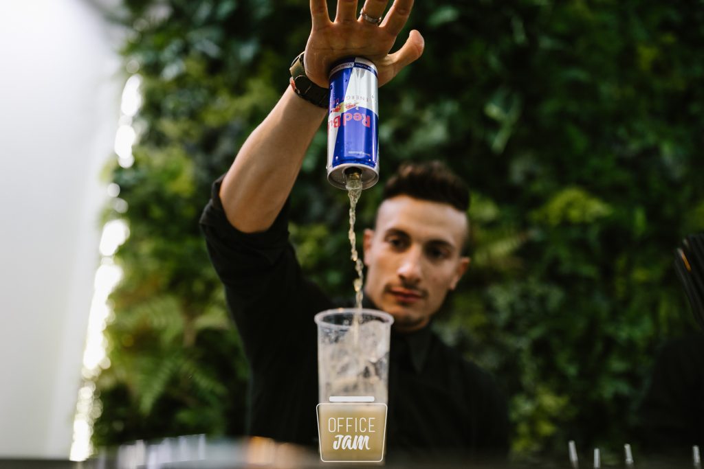 Bartender red bull